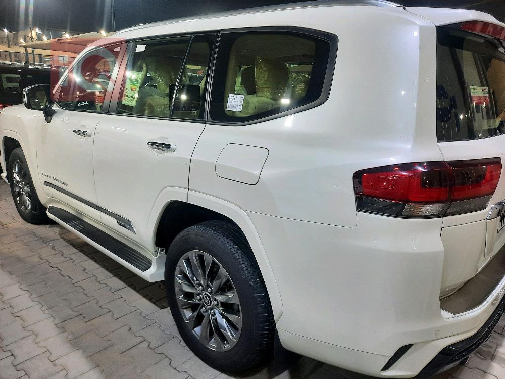 تويوتا لاندكروزر